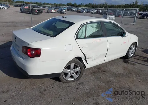 2008 Volkswagen Jetta Se/Sel z USA, uszkodzony, nr VIN 3VWRM71K38M041443